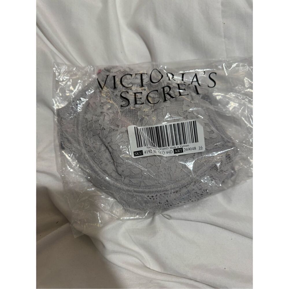 Nwt 44d victorias secret VS shine twinkle silver lace balconette bra - Picture 6 of 6
